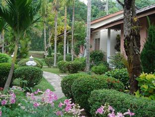 Holiday Village And Natural Garden Resort Phuket Extérieur photo